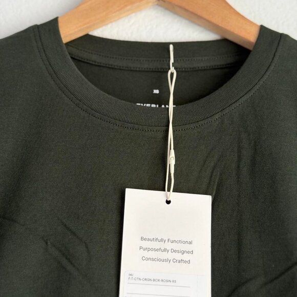 Everlane The Box Cut Tee in Essential Cotton in Dark Green, Size X-Small - Picture 6 of 8